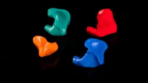 Read more about the article Custom Earplugs vs Foam: What Changes When They Fit Your Ears?