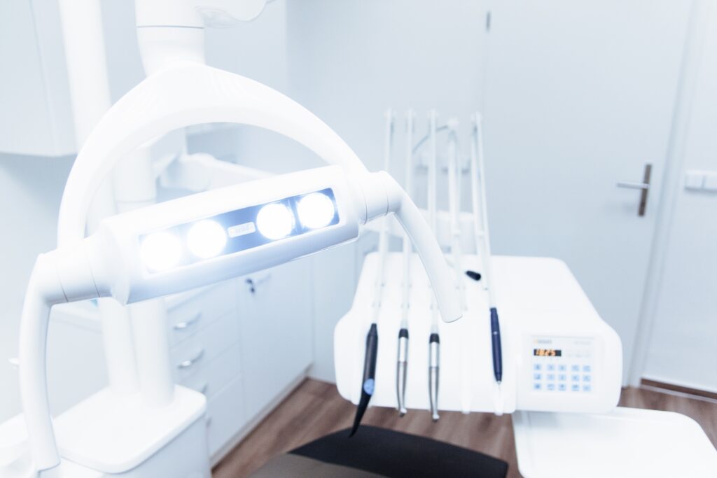 Premium Earplugs for Dentists – NIHL and Tinnitus is a Dental Hazard