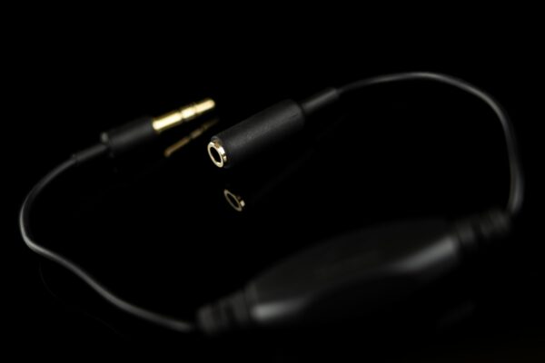 In-Line-Volume-Control-Plug-In
